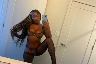 🍫🍩𝙎𝙬𝙚𝙚𝙩 𝙄𝙧𝙧𝙚𝙨𝙞𝙨𝙩𝙞𝙗𝙡𝙚 𝘾𝙝𝙤𝙘𝙤𝙡𝙖𝙩𝙚 {Yo Habla Poquito de Espanol} - Image 10