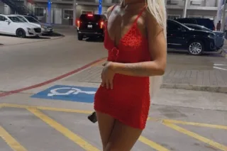 Addictive like CANDY 🍭🍬 New To... - Image 3