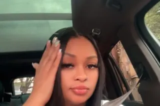 🥰😘Lets get cozy its cold😅🥰 - Image 1