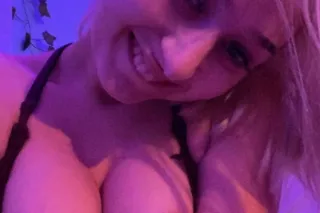 🤩AVAILABLE 24/7 AT YOUR DOORSTEP😘 - Image 2